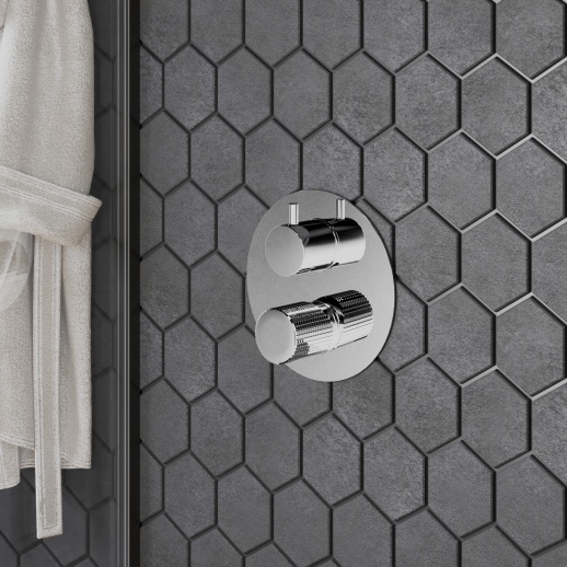 Смеситель для ванны PAINI Cox Grip 7GCR6911 встраиваемый, хром (CR) Смеситель для ванны PAINI Cox Grip 7GCR6911 встраиваемый, хром (CR)