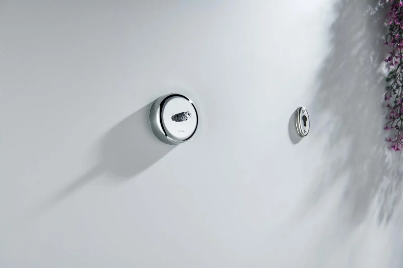 Веревка для белья 2,5 м в комплекте с держателем AQUATEK, полир. хром AQ4994CR