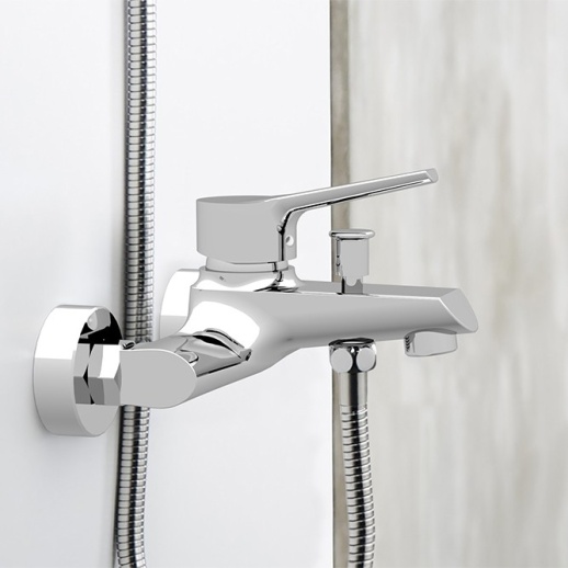 Смеситель для ванны PAINI MECR111 Messina без аксессуаров, хром (CR) Смеситель для ванны PAINI MECR111 Messina без аксессуаров, хром (CR)