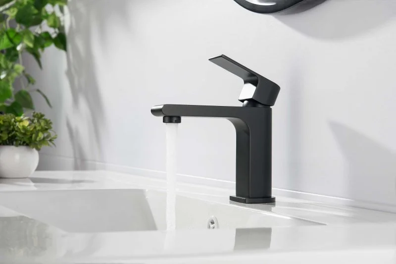 Смеситель для раковины 103, без донного клапана AQUATEK, матовый черный AQ1410MB ЛИРА