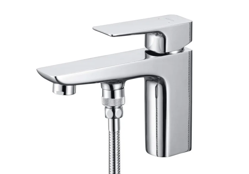 Смеситель врезной на борт ванны на 1 отв. AQUATEK AQ1044CR ВЕГА