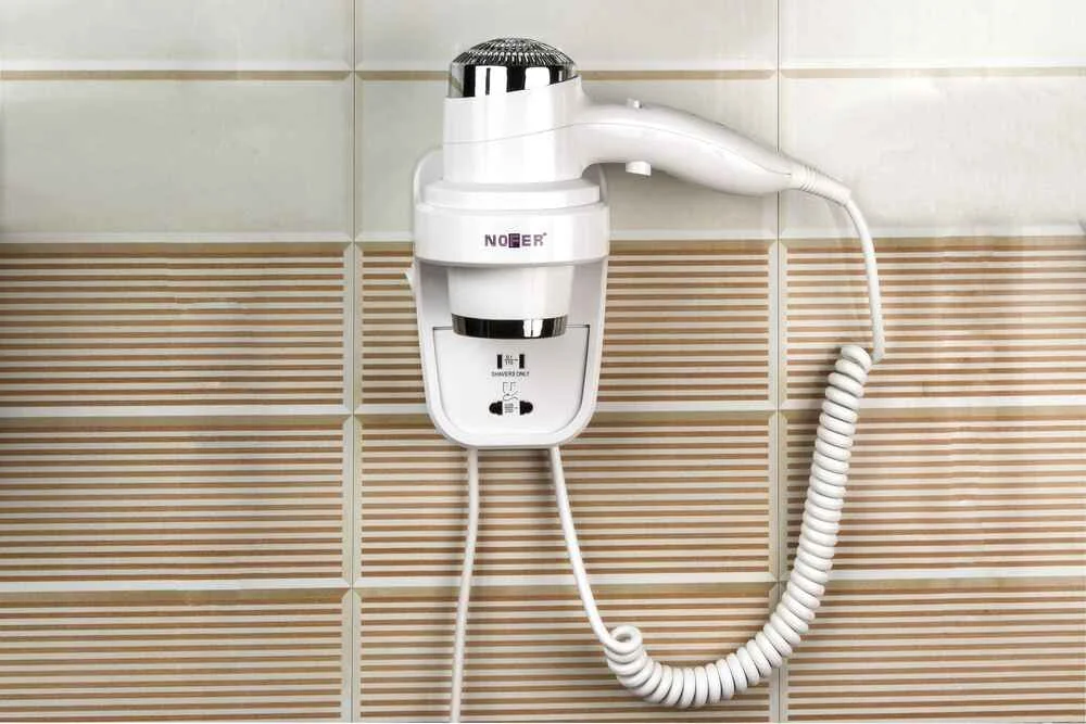 Фен HOTELline настенный белый 1800-2200 W, Nofer 02011.W