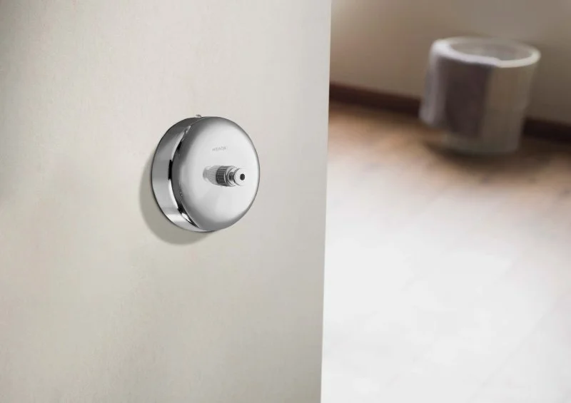 Веревка для белья 2,5 м в комплекте с держателем AQUATEK, полир. хром AQ4994CR
