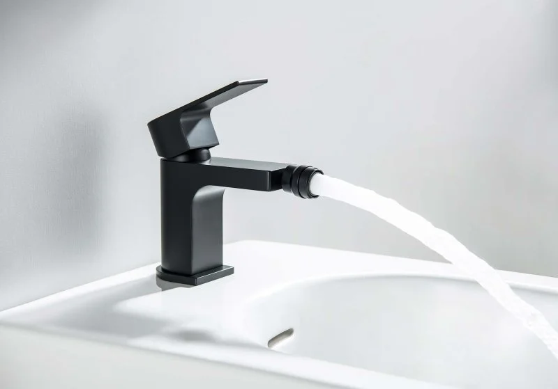 Смеситель для биде AQUATEK, матовый черный AQ1418MB ЛИРА
