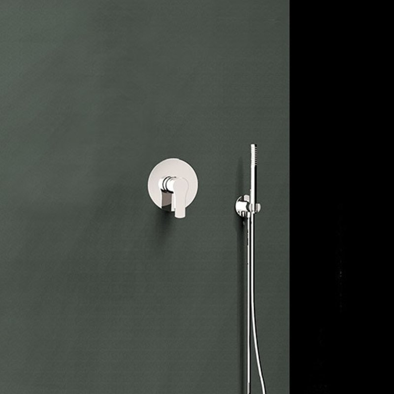 Встраиваемая душевая система с душевым комплектом TITANIUM K1818011