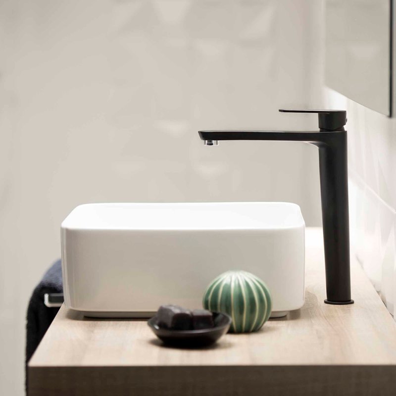 Смеситель высокий для раковины чаши однорычажный ALEXIA 3602 Черный (XL)