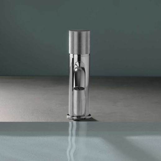 Смеситель для раковины PAINI Cox Grip 7GCR205O без донного клапана, хром (CR) Смеситель для раковины PAINI Cox Grip 7GCR205O без донного клапана, хром (CR)