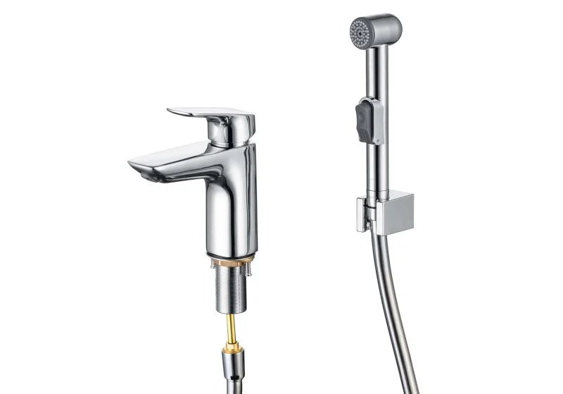 Смеситель для раковины 97 с гигиеническим ручным душем AQUATEK AQ1012CR ВЕГА