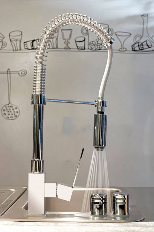 Смеситель высокий для кухни профессиональный с гибким шлангом и поворотным изливом KUATRO NK 4966