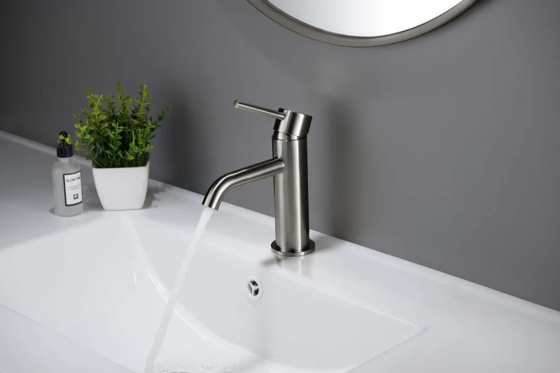 AQ1310BGM ЕВРОПА смеситель для раковины 89, без донного клапана, оружейная сталь