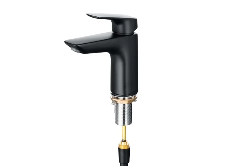 Смеситель для раковины 97 с гигиеническим ручным душем AQUATEK, матовый черный AQ1012MB ВЕГА