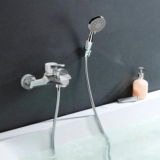 Смеситель для ванны PAINI MECR111 Messina без аксессуаров, хром (CR) Смеситель для ванны PAINI MECR111 Messina без аксессуаров, хром (CR)