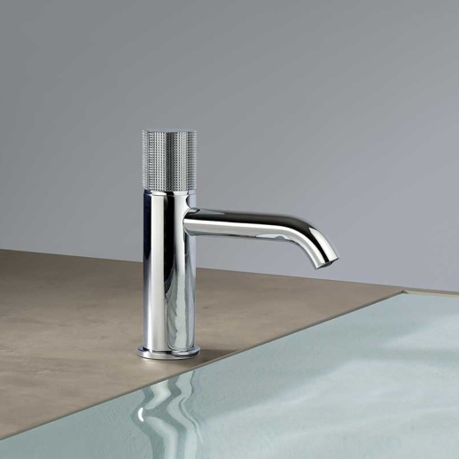 Смеситель для раковины PAINI Cox Grip 7GCR205O без донного клапана, хром (CR) Смеситель для раковины PAINI Cox Grip 7GCR205O без донного клапана, хром (CR)